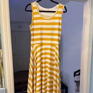 LuLaRoe white and Tan Striped Dress w/pockets